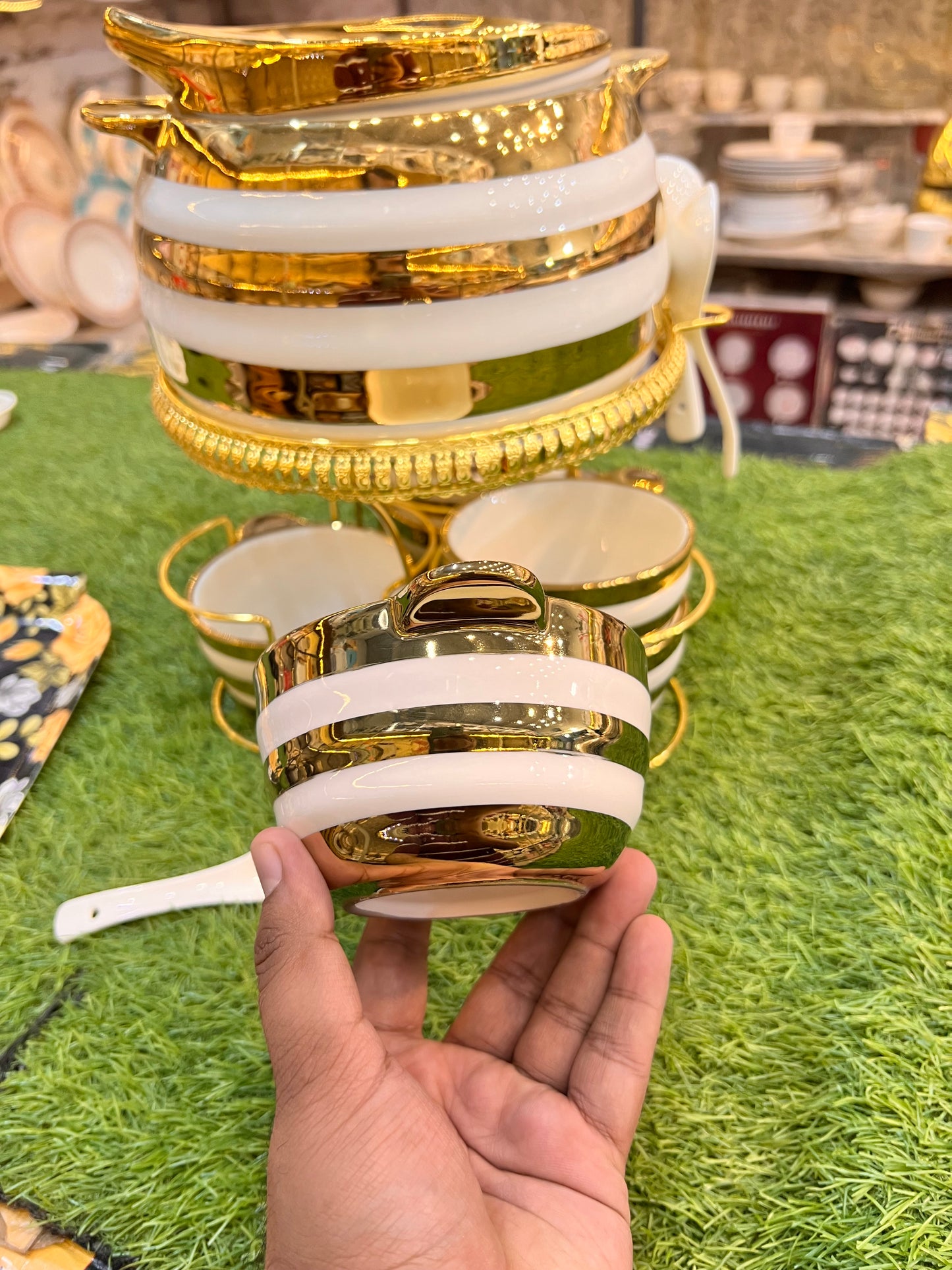 14 piece Luxury Soup set with stand.